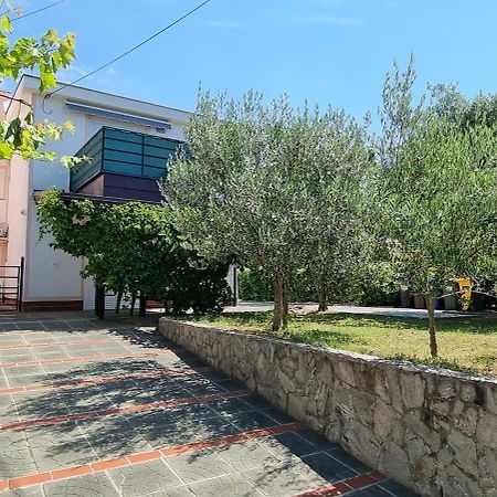 Apartmani Karla Baška Zimmer foto