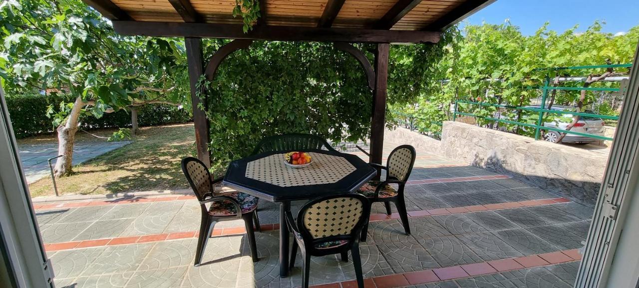 Apartmani Karla Baška Exterior foto
